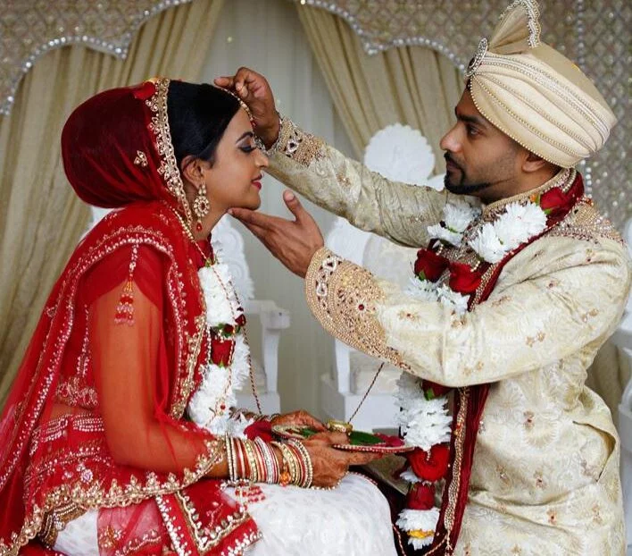 हैप्पी लगन की सेवाओँ के द्वारा अपनी शादी को शानदार और यादगार बनाना।