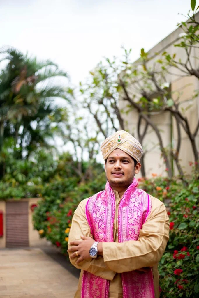 Dulha Photo poses for wedding