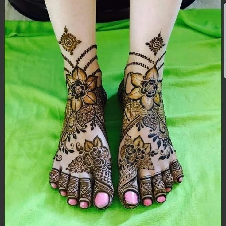 Engagement Leg Mehndi Design