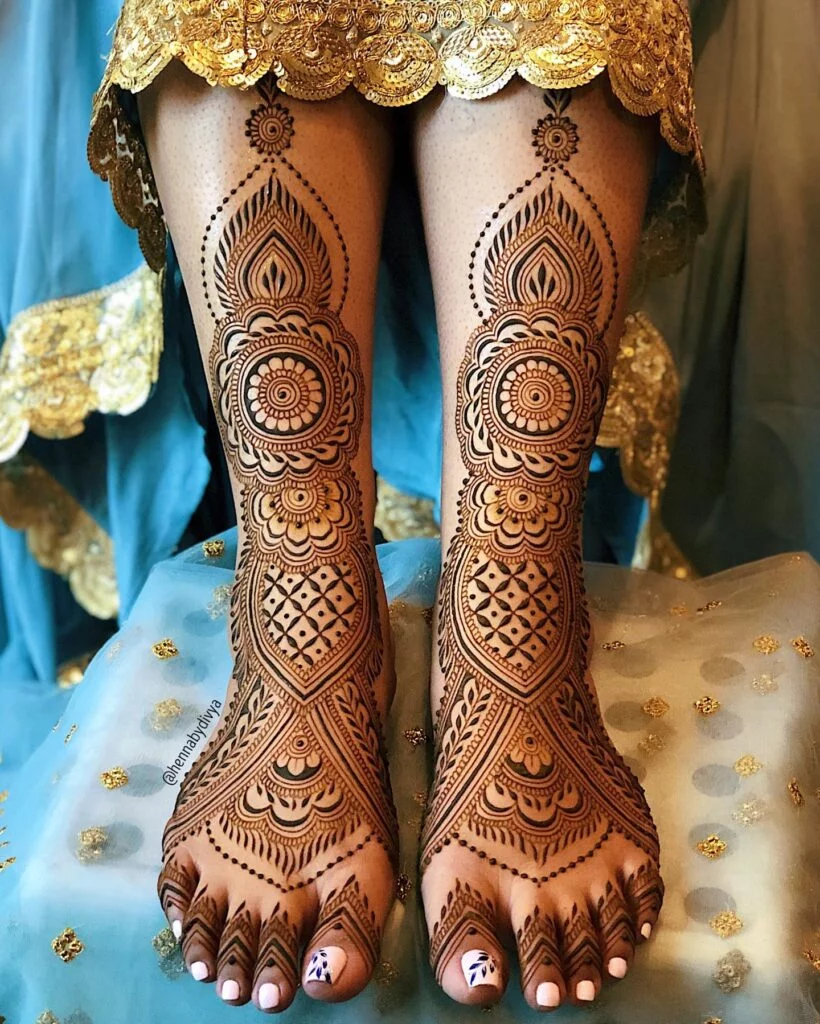 Dulhan Leg Mehndi Design