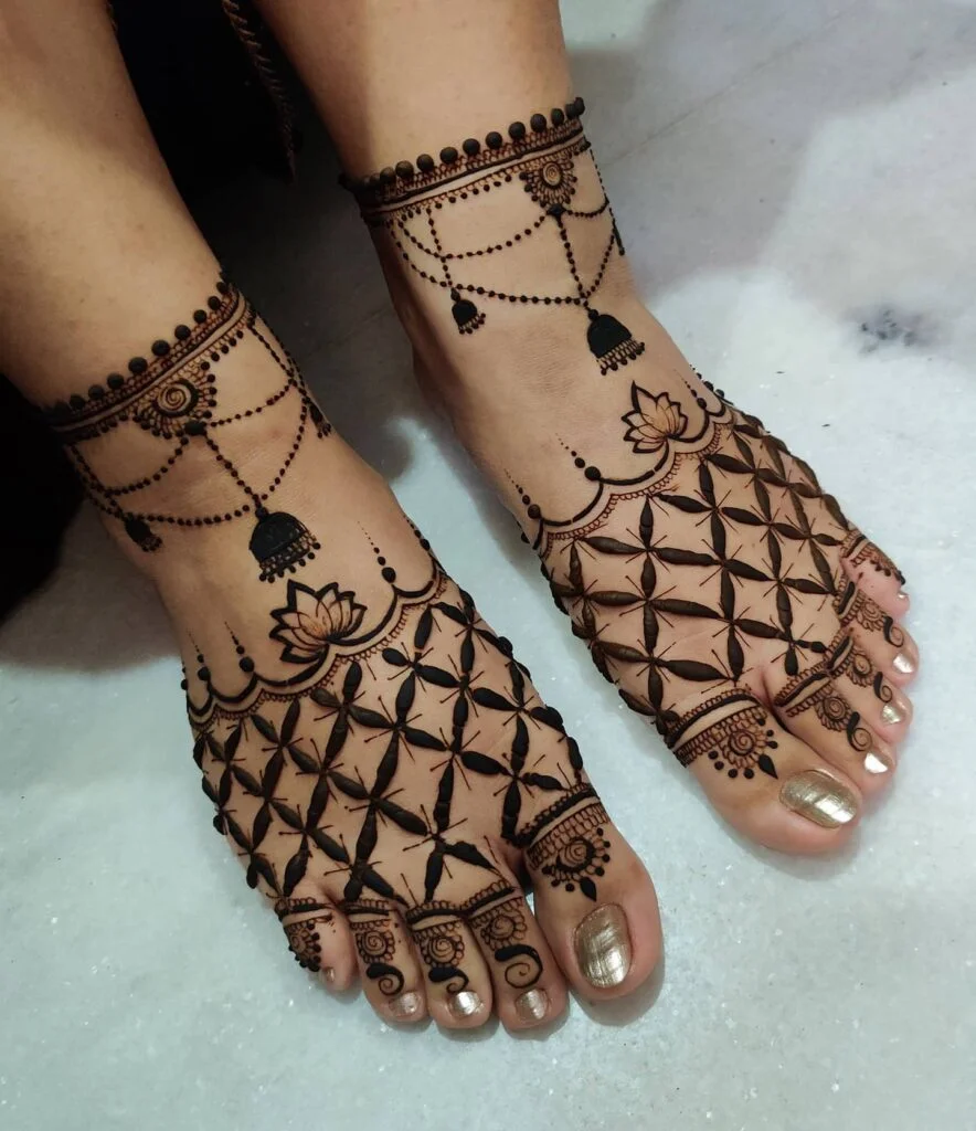 Engagement Leg Mehndi Design