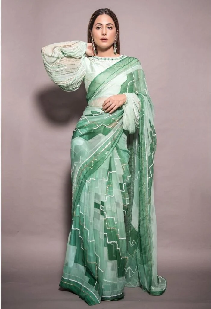 Saree Poses for Photoshoot